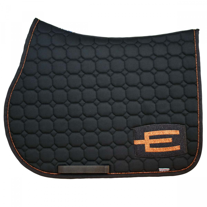 Tapis de selle E-logo Noir Bronze/Noir dans le groupe Équipement cheval / Tapis de selle / Tapis de selle avec logo E chez Equinest (0720911Sv-SvBr_r)