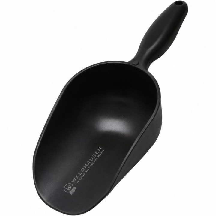 Pelle à nourriture 0,5L Noir dans le groupe Écurie & Pré / Matériel pour l'écurie / Matériel d'alimentation chez Equinest (1509001BA)