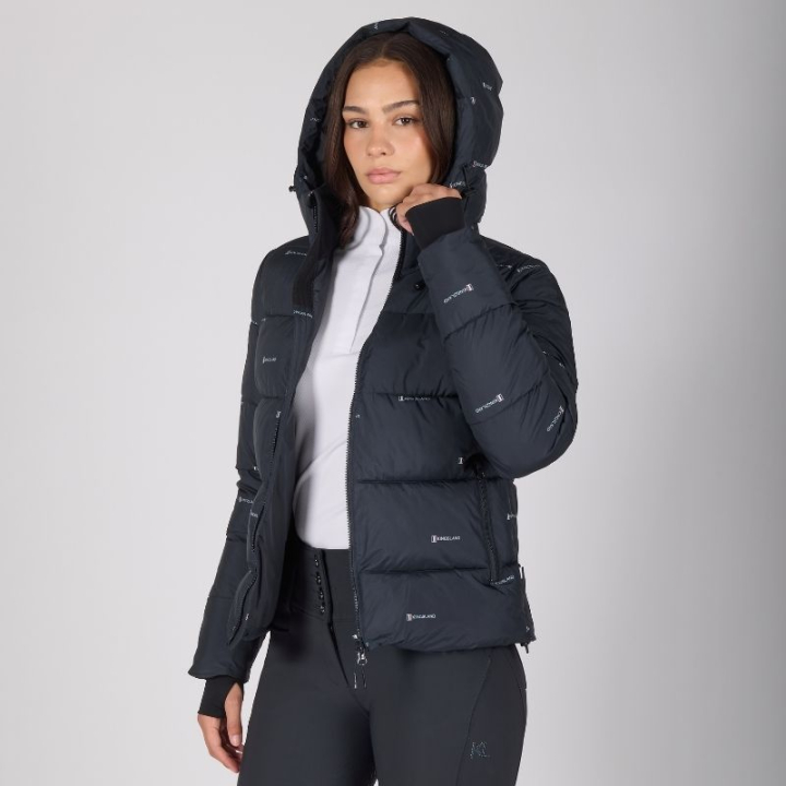 Veste d'équitation Classic Insulated Bleu Marine dans le groupe Vêtements d'équitation / Manteaux & Vestes / Vestes d'équitation chez Equinest (3116860201011NA_r)