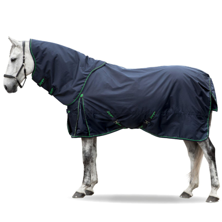 Couverture d'hiver Basic Plus 600D 400g Bleu Marine dans le groupe Couvertures cheval / Couvertures d'extérieur / Couvertures d'hiver chez Equinest (314221NA_r)