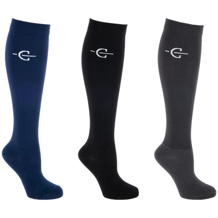 Chaussettes d'équitation Competition 3-pack Noir/Bleu marine/Gris dans le groupe Vêtements d'équitation / Chaussettes chez Equinest (3232475BANAGR_r)