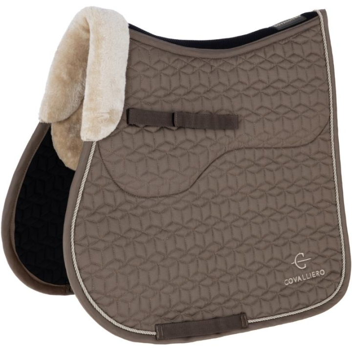 Tapis de selle Soft Marron dans le groupe Équipement cheval / Tapis de selle / Tapis de selle mixte & Tapis de selle de saut chez Equinest (3233131BR_r)