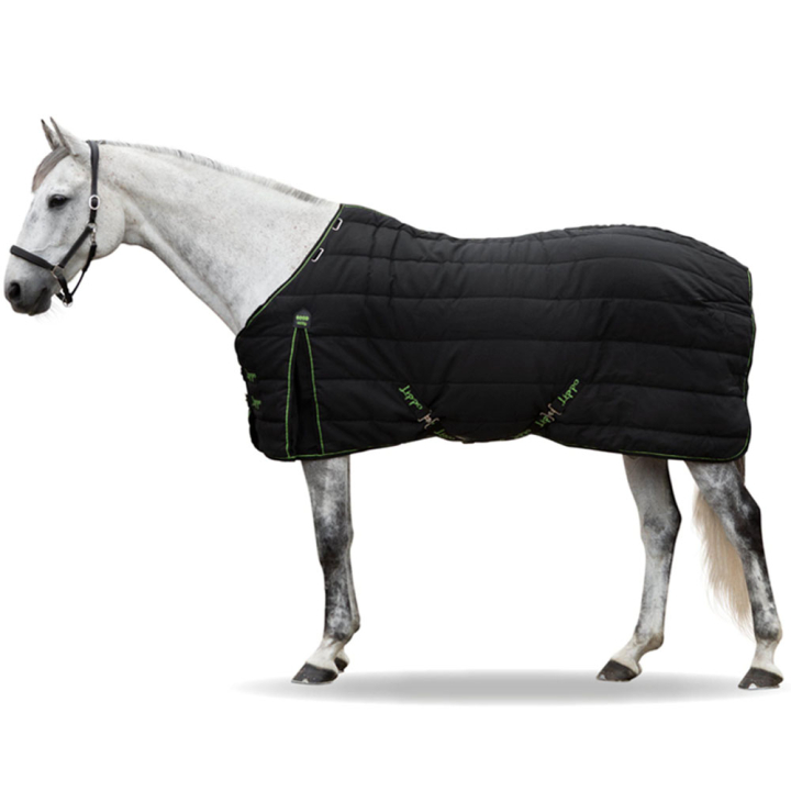 Couverture d'écurie Supreme 600D 400g Noir dans le groupe Couvertures cheval / Couvertures d'écurie chez Equinest (364311BA_r)