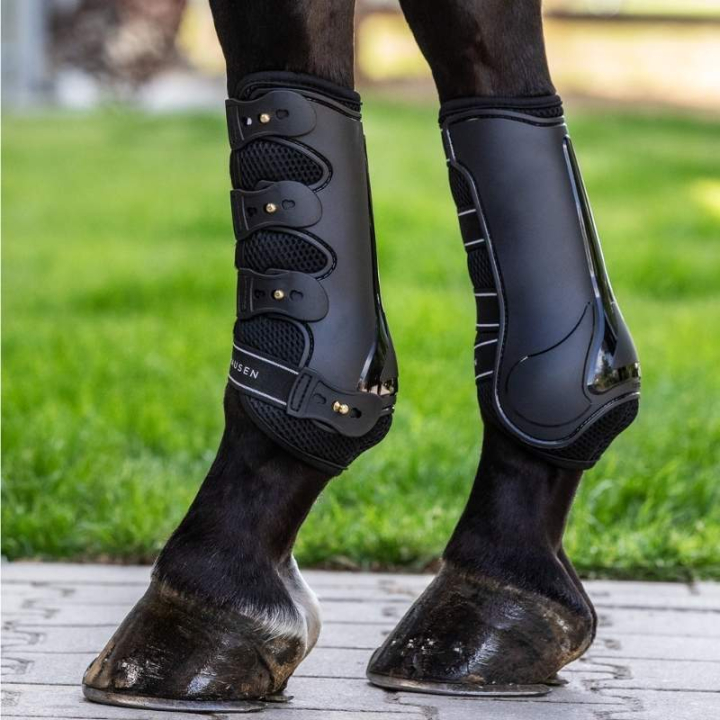 Guêtres de dressage Breath Noir dans le groupe Équipement cheval / Protections des Membres / Guêtres fermées & Guêtres de dressage chez Equinest (3855901VBA_r)