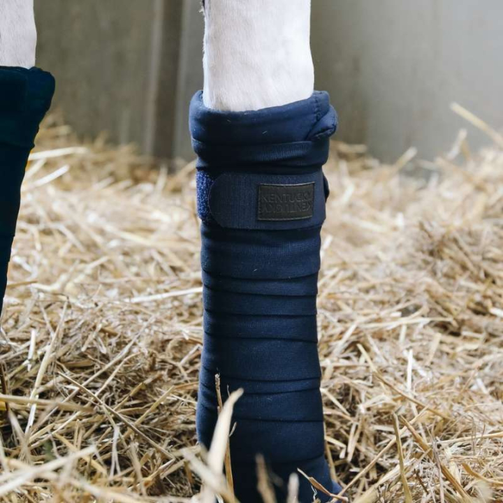 Bandages de box anti-salissures 4-pack Bleu Marine dans le groupe Équipement cheval / Protections des Membres / Bandages chez Equinest (42109MA)
