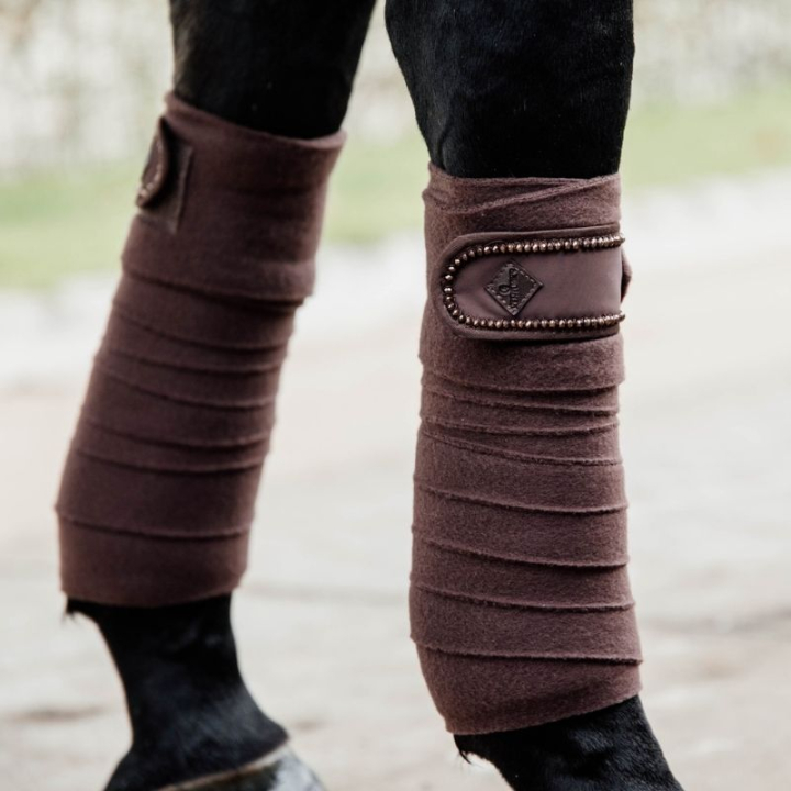 Bandages Polar Fleece Pearls Marron dans le groupe Équipement cheval / Protections des Membres / Bandages chez Equinest (42113BR)
