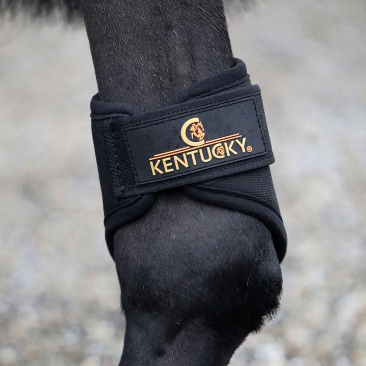 Guêtres 3D Spacer Hind Short Noir dans le groupe Équipement cheval / Protections des Membres / Guêtres fermées & Guêtres de dressage chez Equinest (4230701FBA_r)