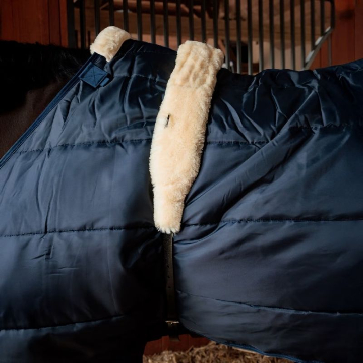 Sangle de couverture pour marcheur Sheepskin Nylon Noir dans le groupe Couvertures cheval / Accessoires pour couvertures chez Equinest (4243102FBA-FU)