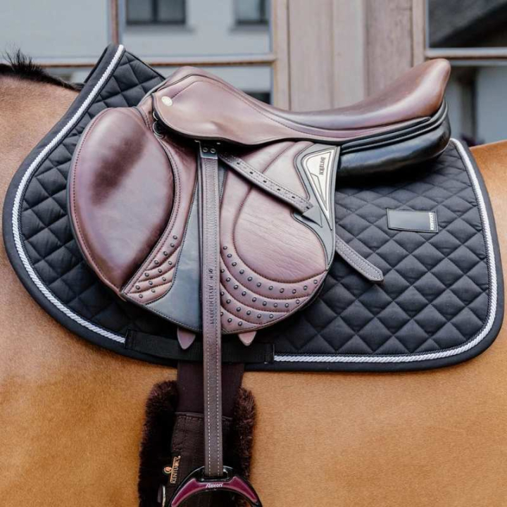 Tapis de selle Diamond Rope Noir dans le groupe Équipement cheval / Tapis de selle / Tapis de selle mixte & Tapis de selle de saut chez Equinest (4272401SJBA_r)