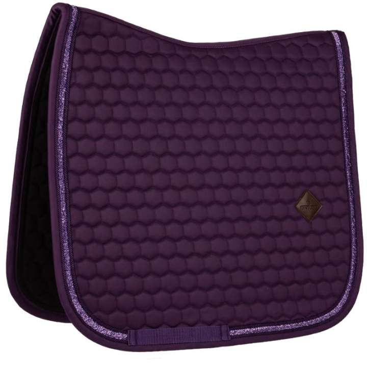 Tapis de selle dressage Glitter Band Violet dans le groupe Équipement cheval / Tapis de selle / Tapis de selle dressage chez Equinest (4273075DRPU_r)