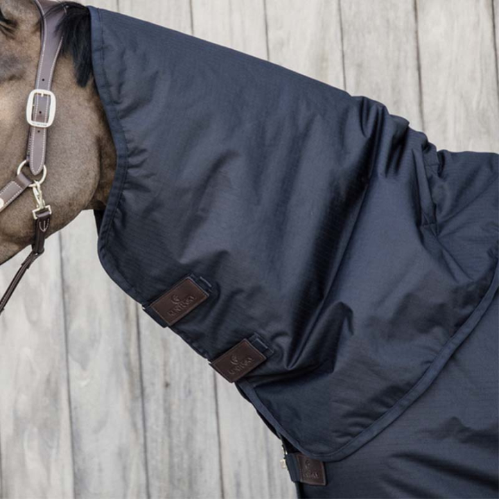 Couvre-encolures All Weather Waterproof Classic 0g Bleu Marinee dans le groupe Couvertures cheval / Couvre-encolures chez Equinest (52209Ma_r)