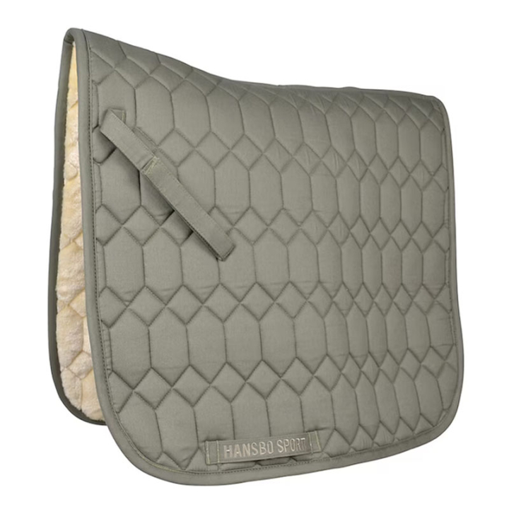 Tapis de selle dressage HS Sheeplike Vert dans le groupe Équipement cheval / Tapis de selle / Tapis de selle dressage chez Equinest (603825GN_r)