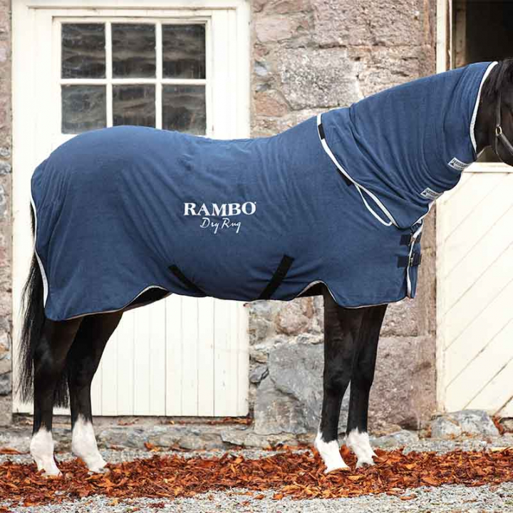 Tapis de séchage Rambo Dry Rug Bleu Marine dans le groupe Couvertures cheval / Couvertures rafraîchissantes chez Equinest (ABAM52Ma_r)