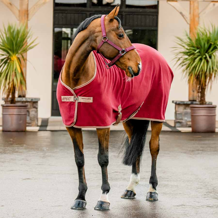 Couverture polaire Amigo Cooler Rouge/Beige dans le groupe Couvertures cheval / Couverture polaire & séchante chez Equinest (ACRFB0RM0_r)