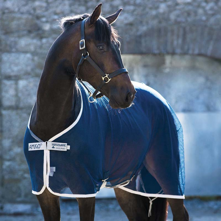 Couverture rafraîchissante Amigo Net Bleu Marine dans le groupe Couvertures cheval / Couvertures de compétition & de transport chez Equinest (ACRN24Ma_r)