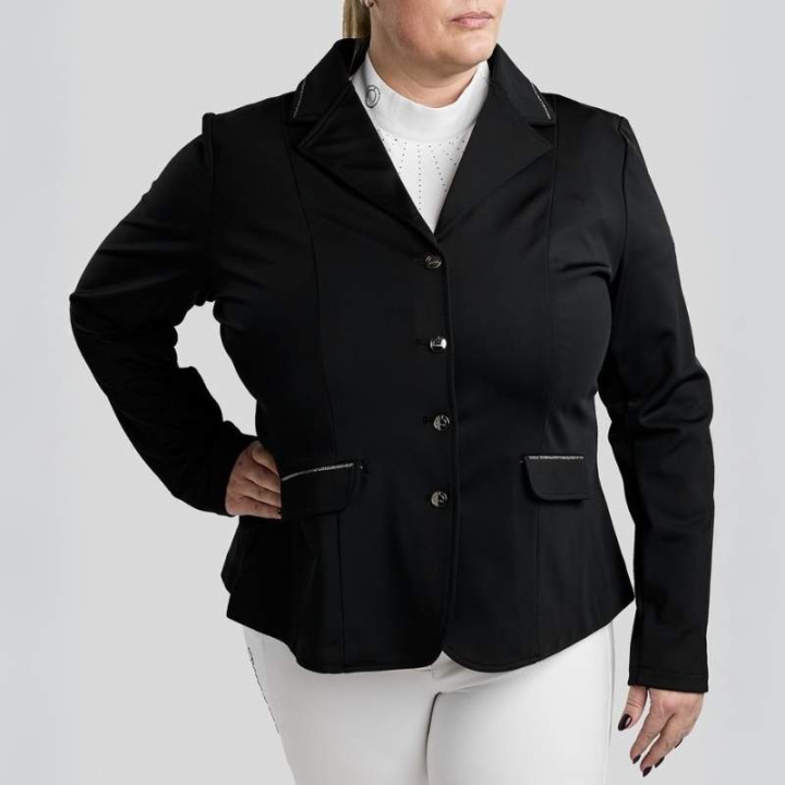 Veste de concours MoFlair Softshell Gun Metal Crystals Curve Noir dans le groupe Vêtements d'équitation / Vestes et queues-de-pie chez Equinest (CCOMB2680448BA_r)