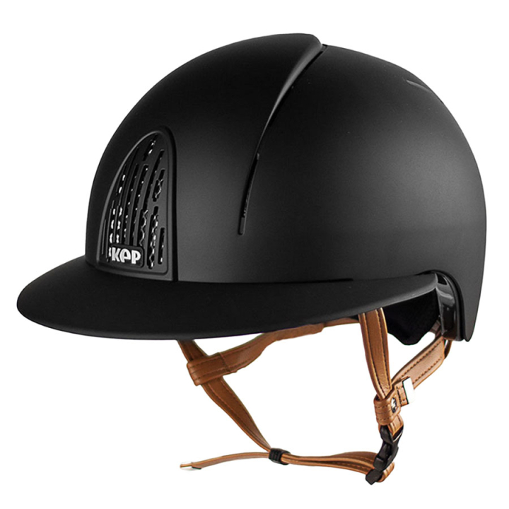 Casque d'équitation Cromo Smart Polo Matt Beige Chinstrap Noir dans le groupe Équipement d'équitation / Casque d'équitation / Visière solaire chez Equinest (E54087B00171BA_r)