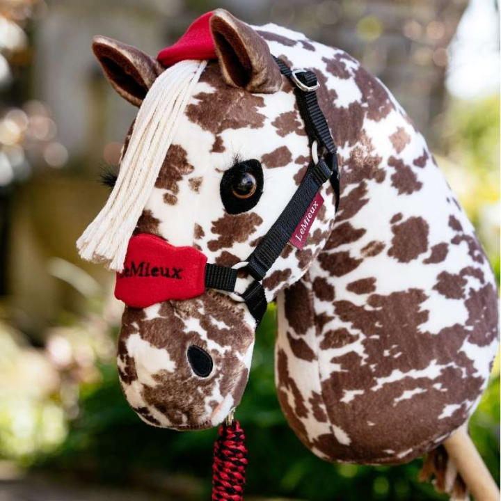 Licol & Longe pour Cheval-bâton Vogue Rouge dans le groupe Chevaux-bâtons & Chevaux jouets / Équipement pour cheval-bâton chez Equinest (IT071240RE)
