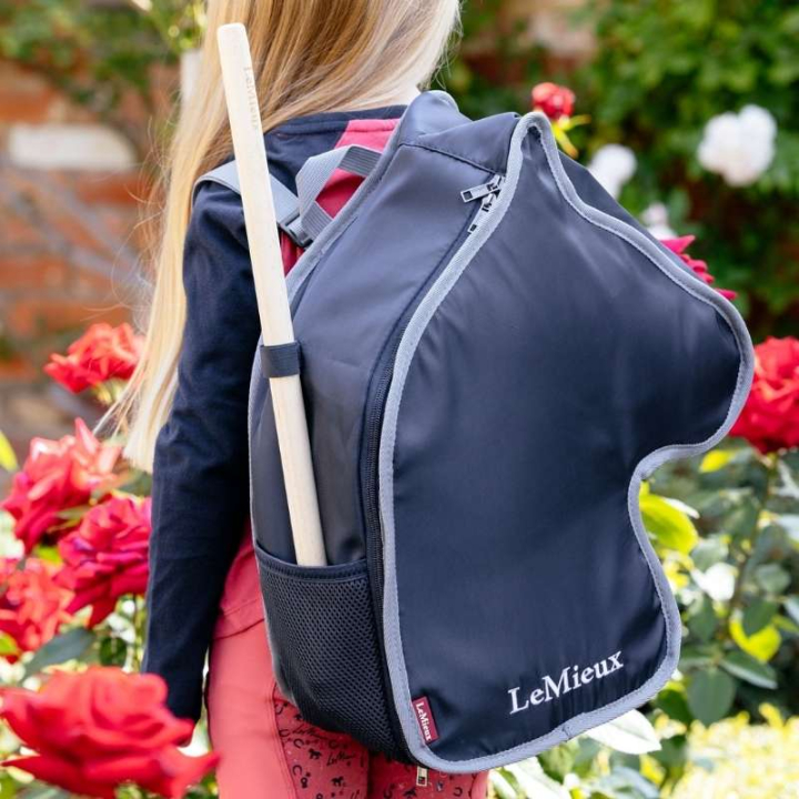 Sac de transport pour cheval bâton Bleu marine dans le groupe Chevaux-bâtons & Chevaux jouets / Équipement pour cheval-bâton chez Equinest (IT074190NA)