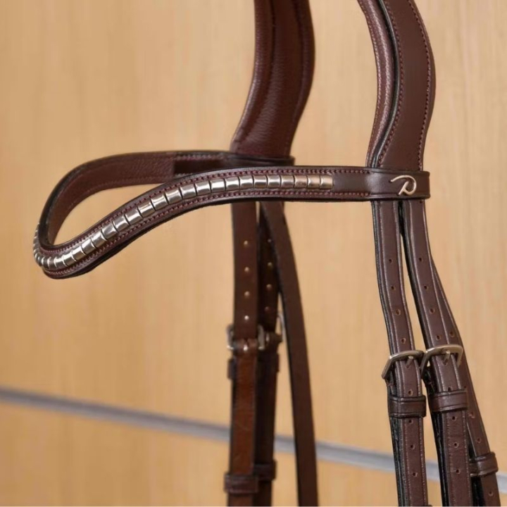 Frontaux V-form Silver Clincher New English Collection Marron dans le groupe Équipement cheval / Briderie & Frontaux / Frontaux chez Equinest (NE02MBr_r)