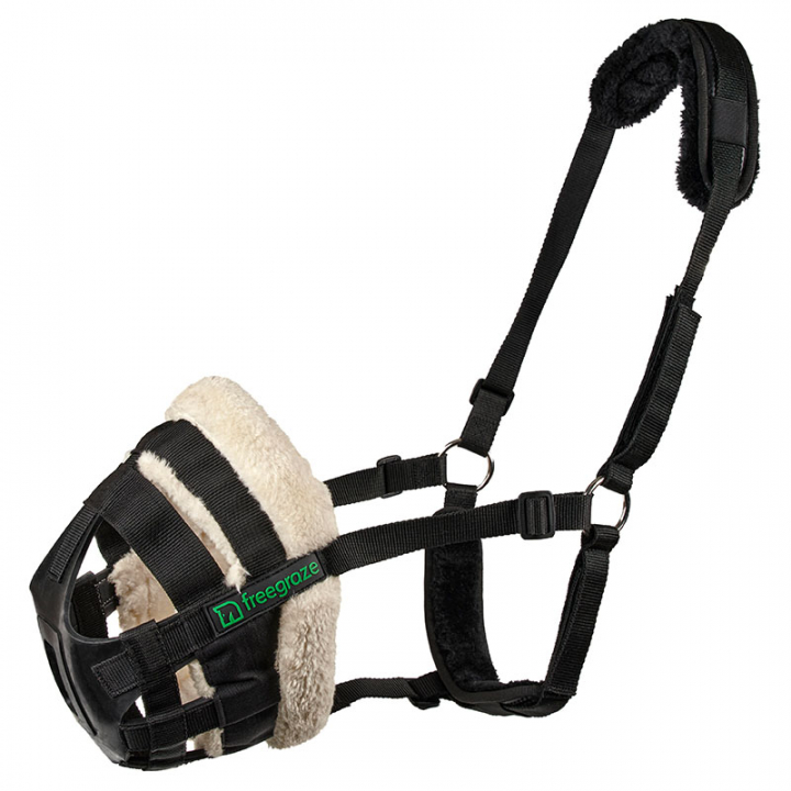 Panier anti-fourbure Deluxe Airflow Noir dans le groupe Écurie & Pré / Pré & pâturage / Paniers anti-fourbure chez Equinest (SH102360BA_r)