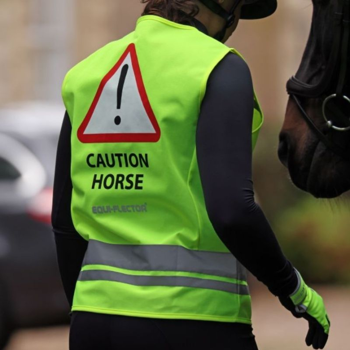 Gilet réfléchissant Enfant/Junior Caution Horse Jaune dans le groupe Équipement d'équitation / Réflecteurs chez Equinest (SH1058142XSYE_r)