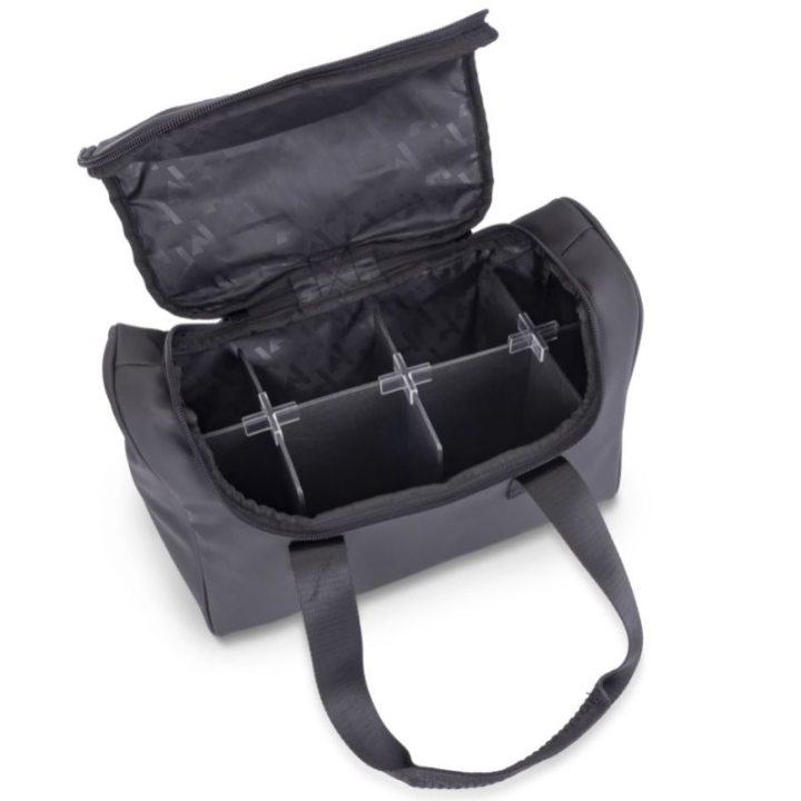 Sac de pansage Med Fack React Noir dans le groupe Produits de soins / Kits et coffres de pansage chez Equinest (SH106270BA)