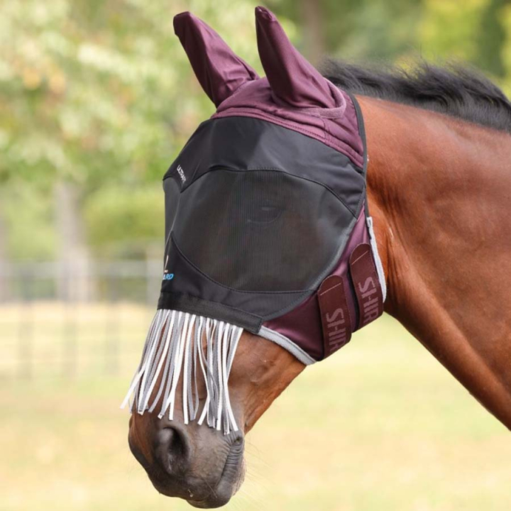 Masque anti-mouches Deluxe with Ears & Nose Fringe Bordeaux dans le groupe Anti-mouches / Masques anti-mouches  chez Equinest (SH108732WN_r)