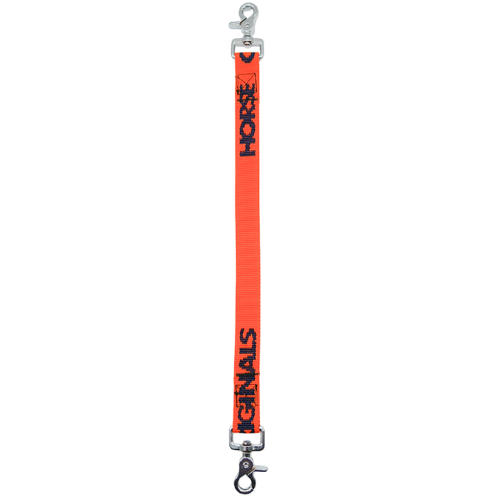 Sangle de suspension HayPlay Strap 50cm Orange dans le groupe Écurie & Pré / Matériel pour l'écurie / Crochets & Porte-manteaux chez Equinest (STROR50OR)