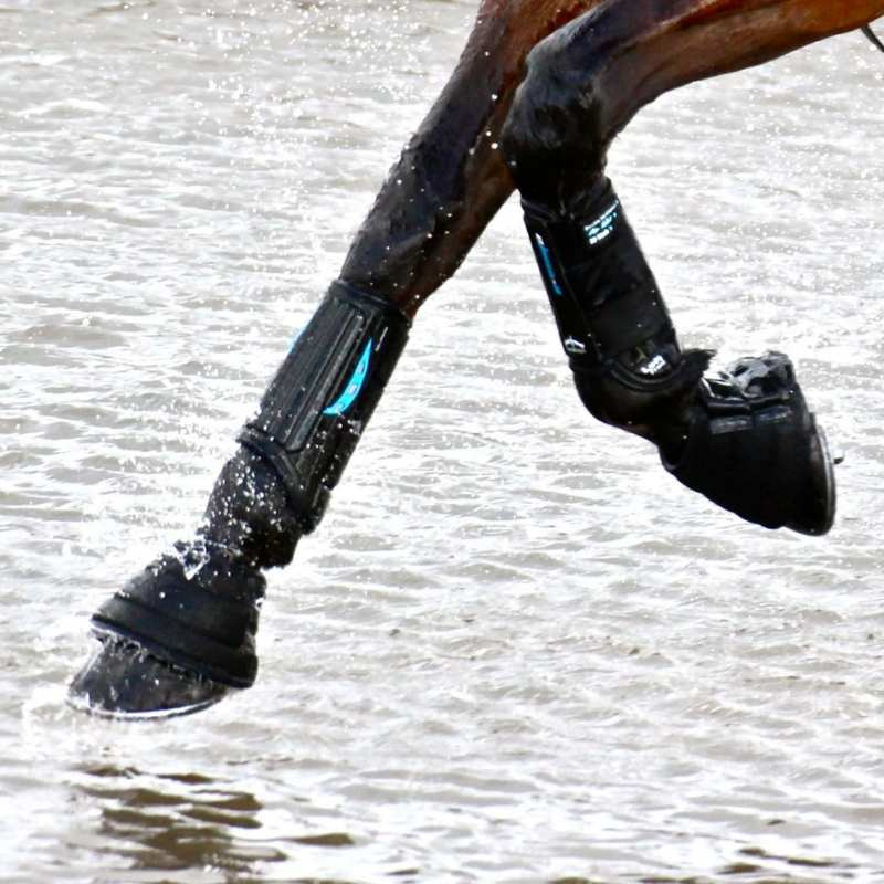 Protection de cross E-Vento Noir pour l'avant