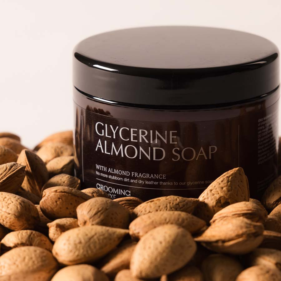 Savon pour Cuir Glycérine Almond 450ml