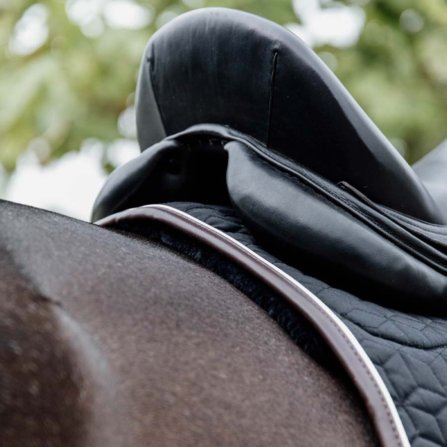 Tapis de selle dressage Skin Friendly Noir