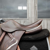 Tapis de selle Correction Impact Noir Tapis de selle Correction Impact Noir