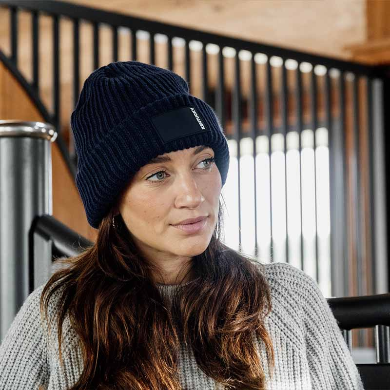 Casquette Beanie Logo en Caoutchouc Bleu Marine