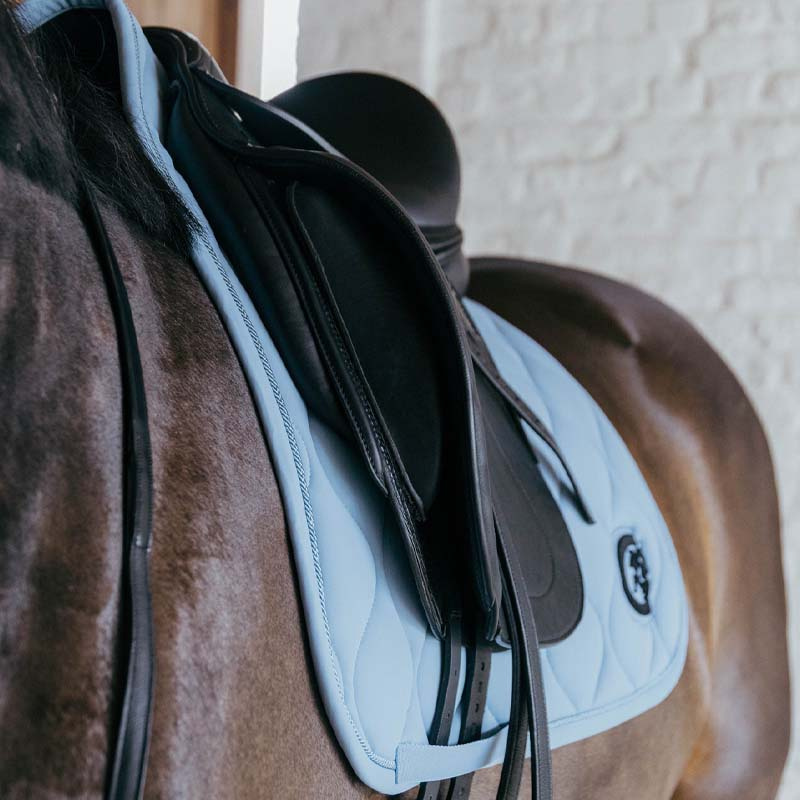 Tapis de selle dressage Wave 3D Logo Bleu Clair