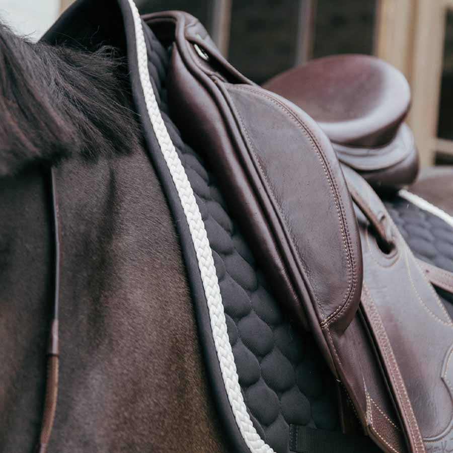 Tapis de selle dressage Plaited Cord Noir