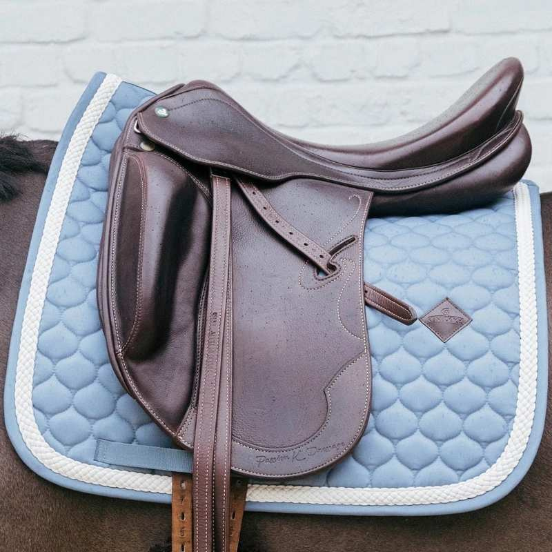 Tapis de selle dressage Plaited Cord Bleu Clair