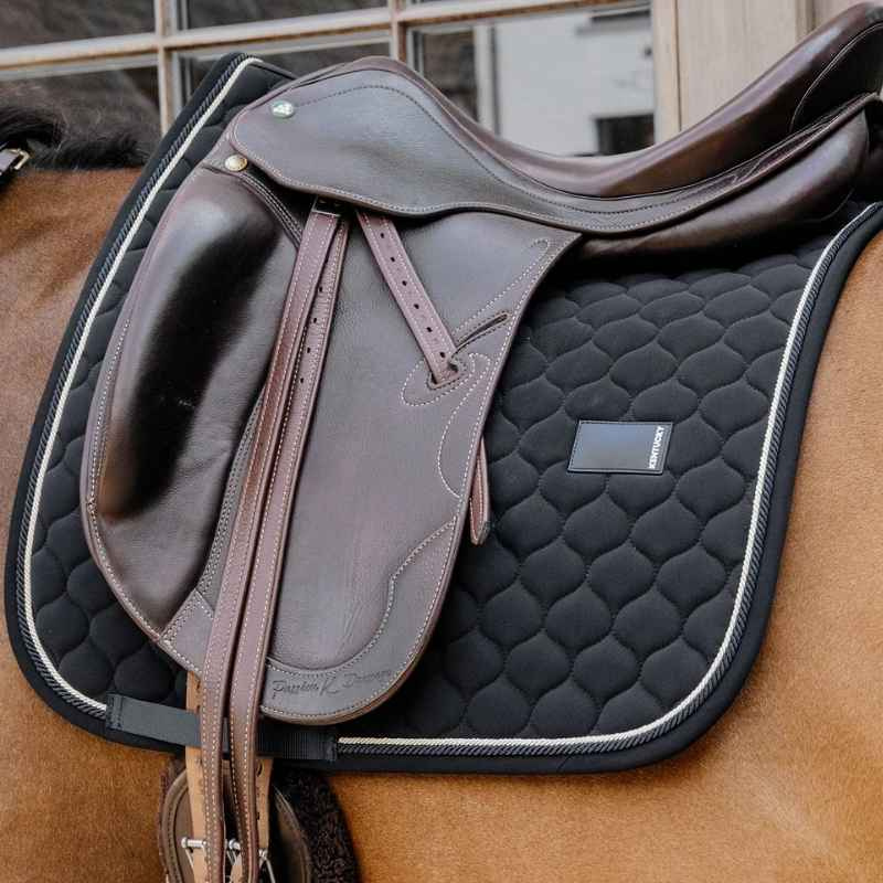 Tapis de selle dressage Onion Quilt Rubber Logo Noir