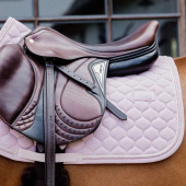 Tapis de selle Onion Quilt Rubber Logo Rose pâle Tapis de selle Onion Quilt Rubber Logo Rose pâle