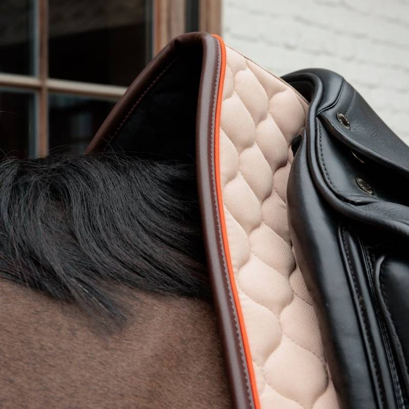 Tapis de selle dressage Onion Quilt Leather Beige