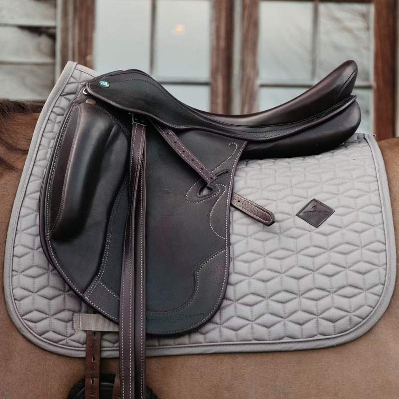 Tapis de selle de dressage Classic Beige