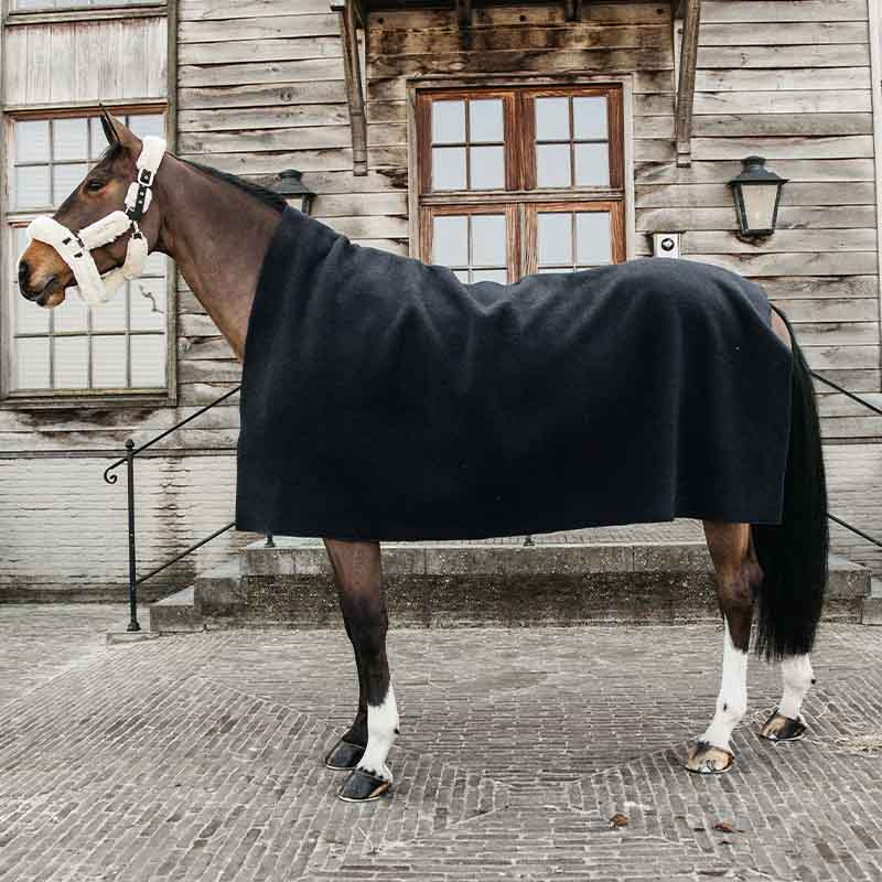 Couverture en polaire Noir