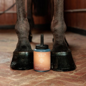 Huile pour sabots Shine Noir 500ml Huile pour sabots Shine Noir 500ml