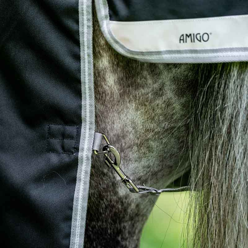 Couverture d'hiver Amigo Bravo 12 1200D Plus 250g Noir/Gris