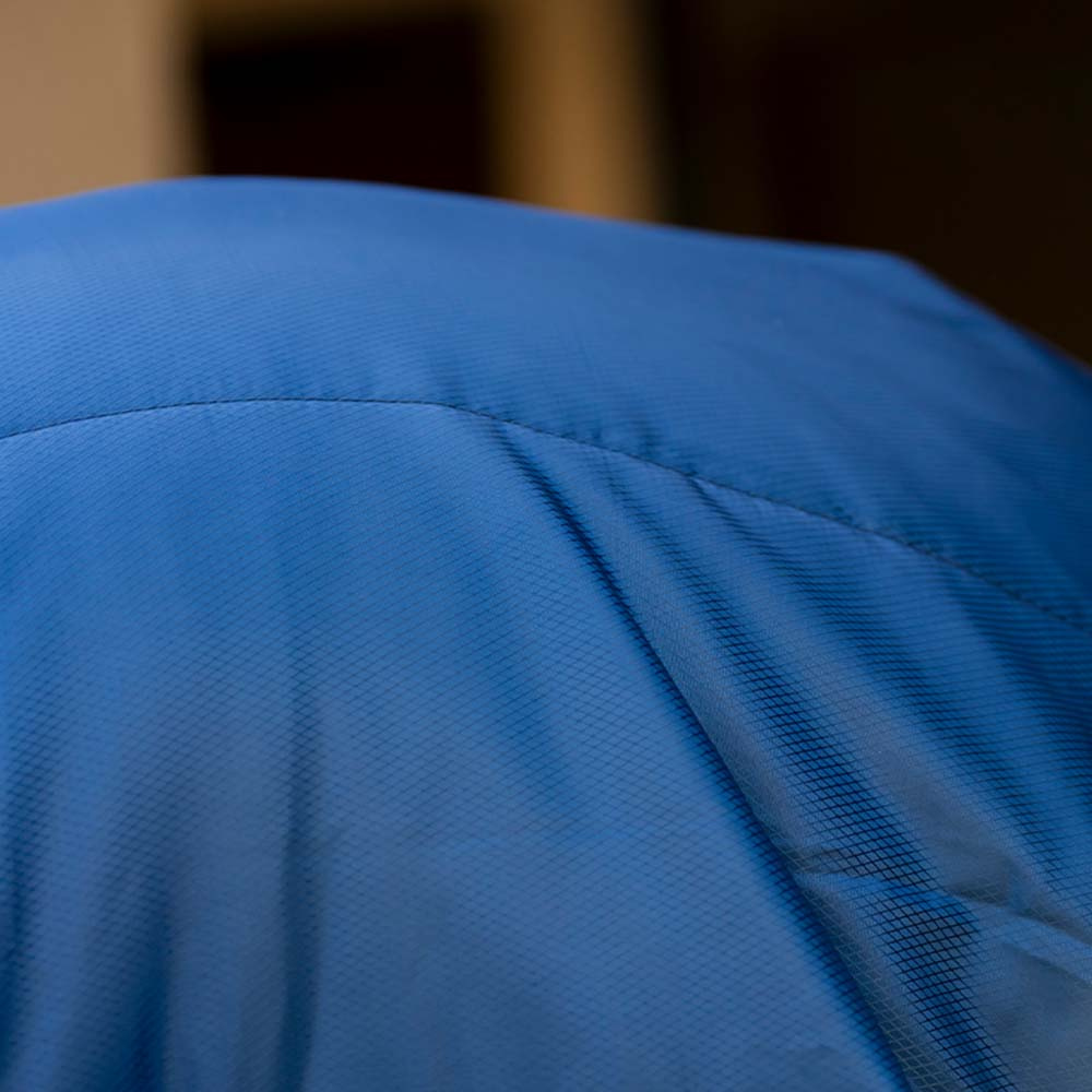 Couverture d'écurie Amigo Insulator Ripstop 210D 50g Bleu marine/Gris