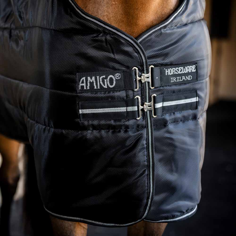 Couverture d'écurie Amigo Insulator Ripstop 210D 100g Noir/Argent