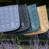 Tapis de selle dressage Biq Square Sparkle Classic Sports Violet Tapis de selle dressage Biq Square Sparkle Classic Sports Violet