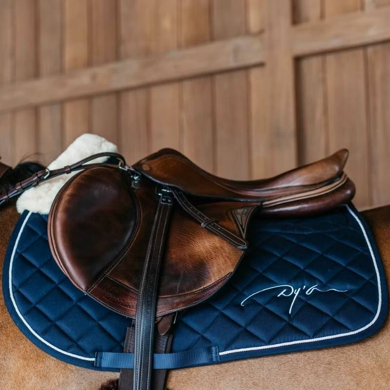 Tapis de selle Skin Friendly Vegan Sheepskin Bleu Marine