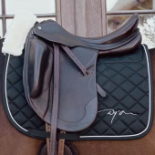 Tapis de selle dressage Skin Friendly Vegan Sheepskin Noir Tapis de selle dressage Skin Friendly Vegan Sheepskin Noir