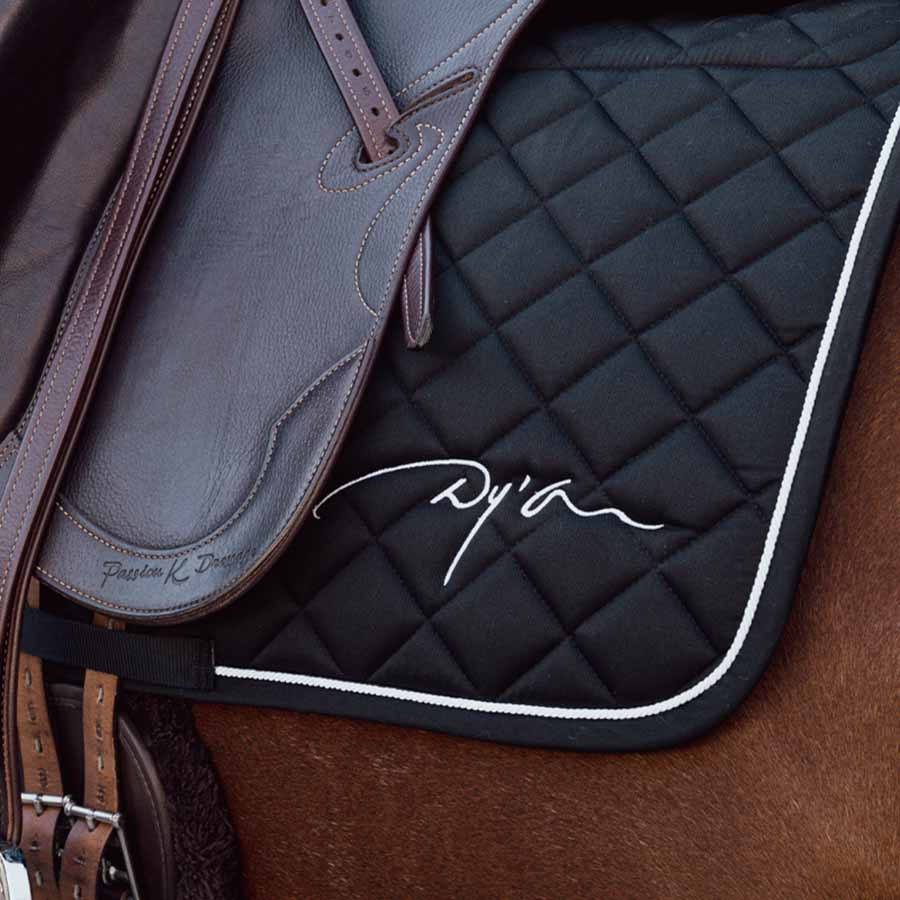 Tapis de selle dressage Skin Friendly Vegan Sheepskin Noir
